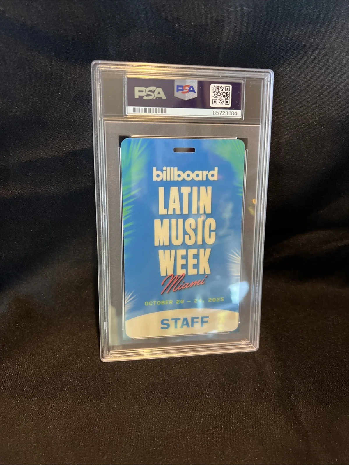 Peso Pluma signed autographed Billboard Badge Slabbed PSA/DNA UNIQUE ITEM, изображение 3