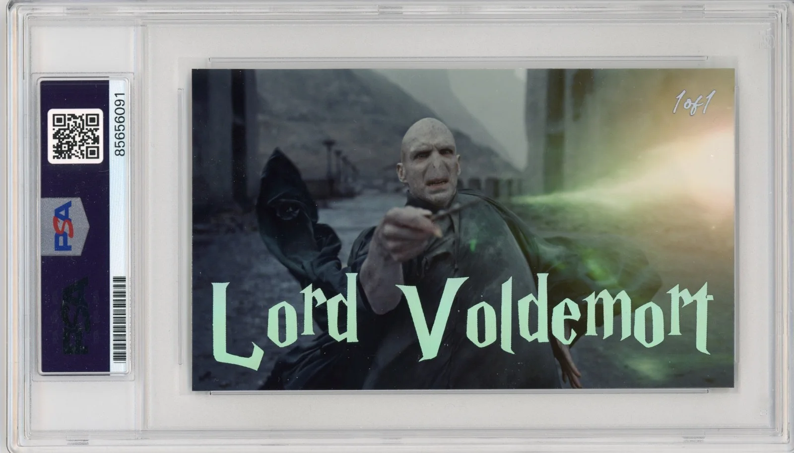 Ralph Fiennes — Ralph Fiennes Signed Custom Cut 3x5 Card Lord Voldemort PSA Slabbed AUTO, image 2