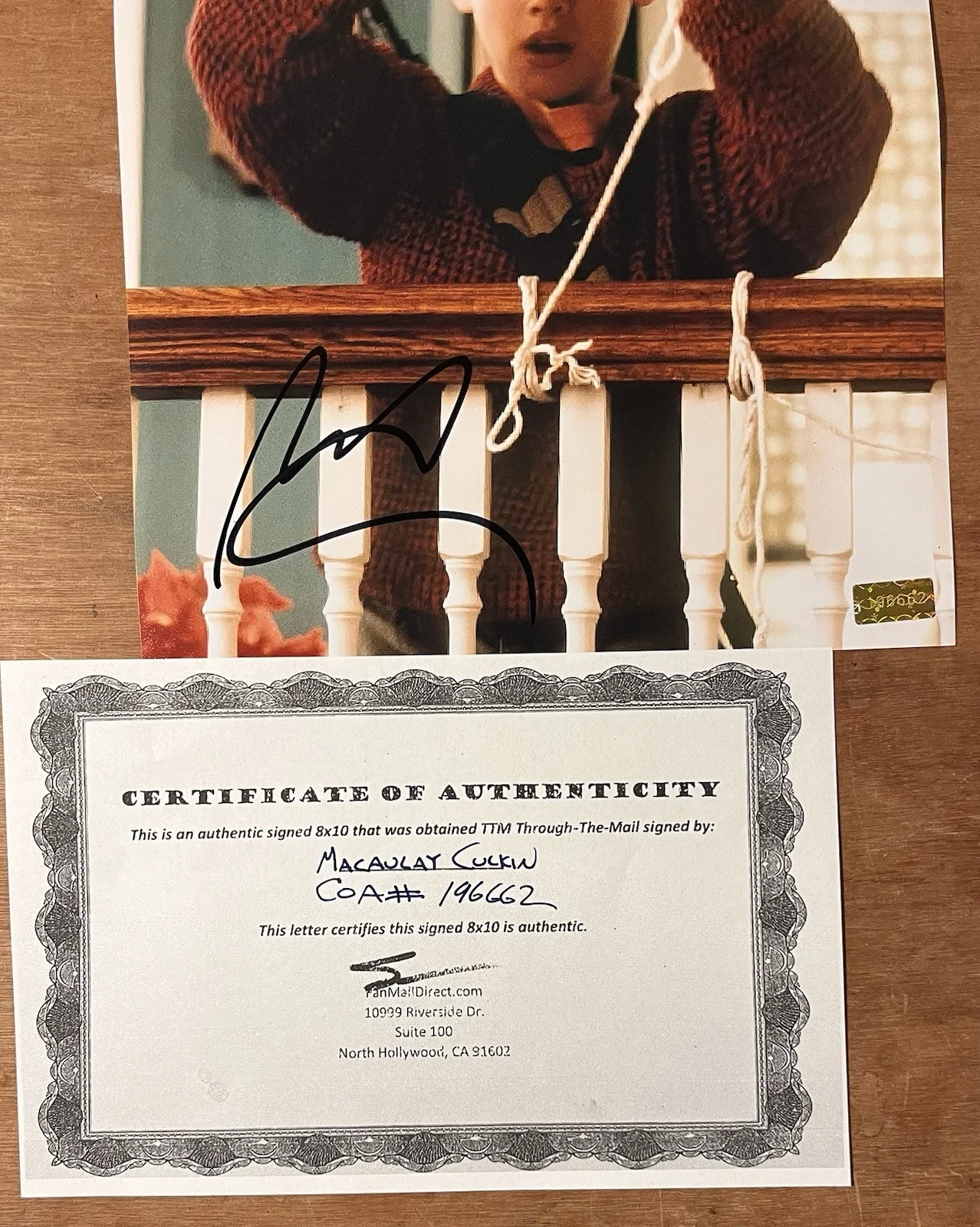 Macaulay Culkin Signed Autographed 8x10 Home Alone Kevin Photo With COA, изображение 2
