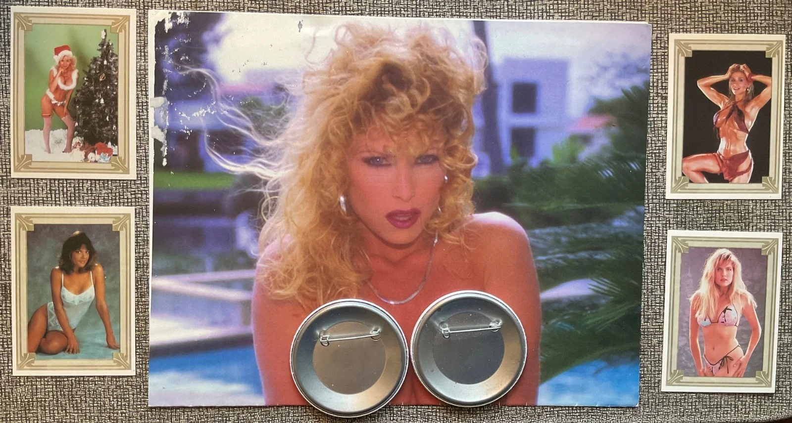 Roxanne Michaels SIGNED MAGAZINE POSTER Actress Model SCREAM QUEEN CARDS, изображение 2