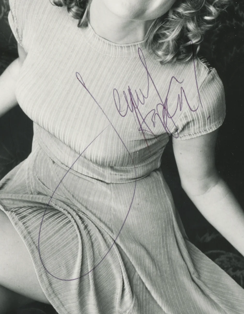 Jennifer Aspen Party Of Five Autographed Signed 8x10 Photo AMCo COA 27299, изображение 2