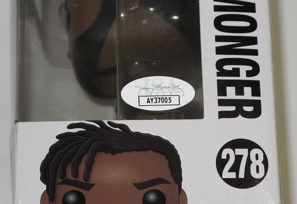MICHAEL B JORDAN — Michael B Jordan signed BLACK PANTHER "ERIK KILLMONGER" Funko SINNERS o JSA COA, image 3