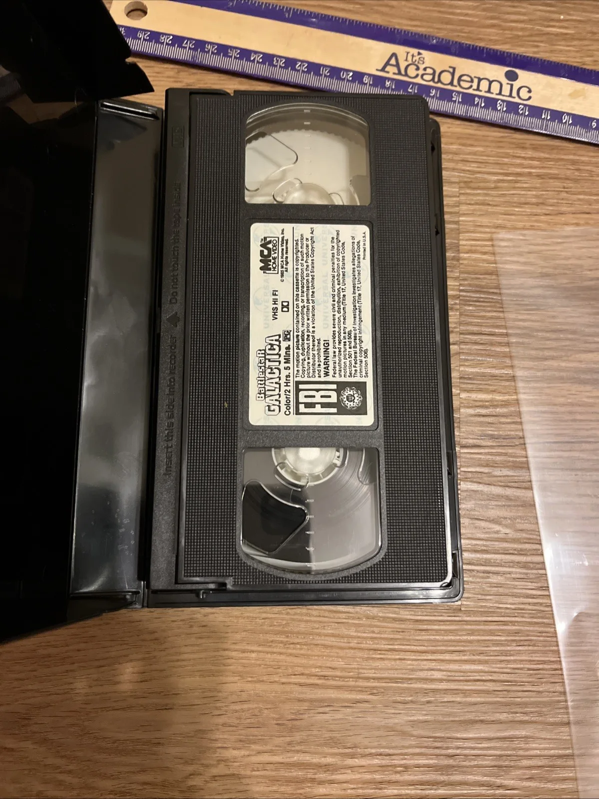 RICHARD HATCH, DIRK BENEDICT — RICHARD HATCH SIGNED & DIRK BENEDICT SIGNED BATTLESTAR GAL.ACTICA VHS, image 4