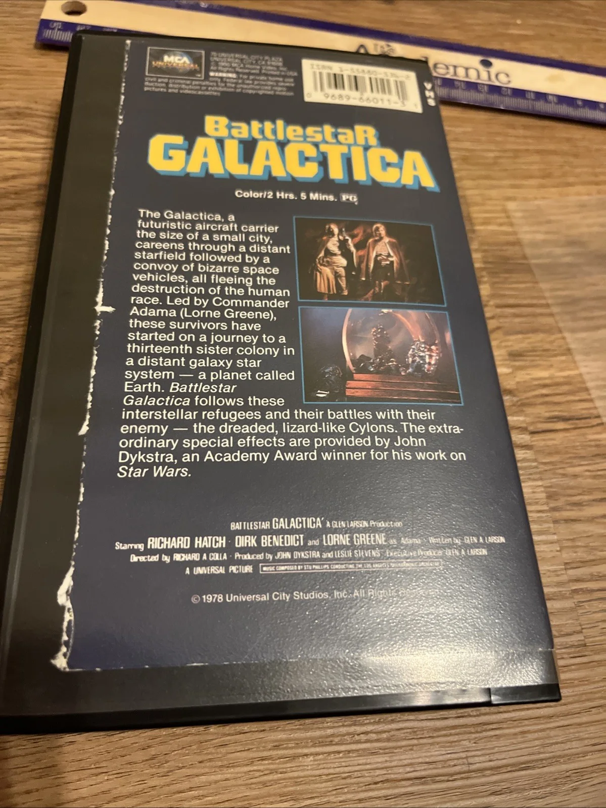 RICHARD HATCH, DIRK BENEDICT — RICHARD HATCH SIGNED & DIRK BENEDICT SIGNED BATTLESTAR GAL.ACTICA VHS, image 5