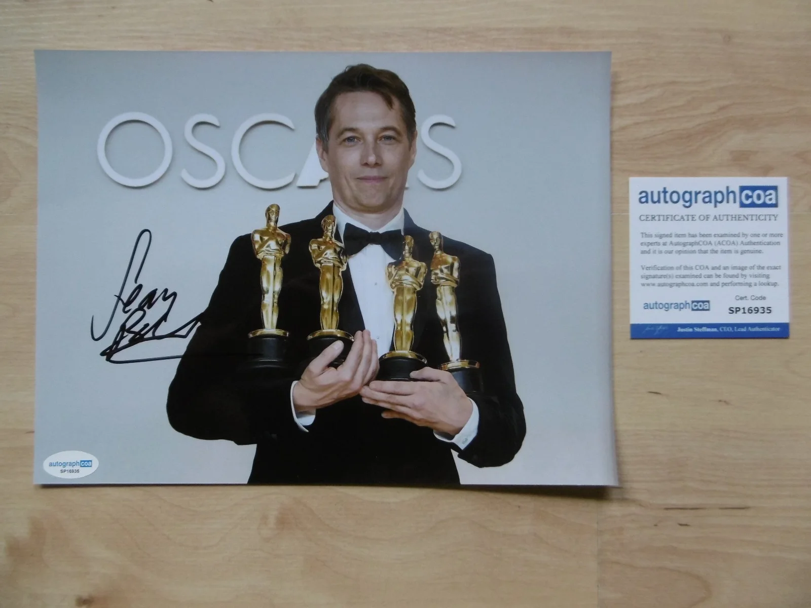 Sean Baker — Sean Baker Director signed 8x11 inch photo autograph ACOA