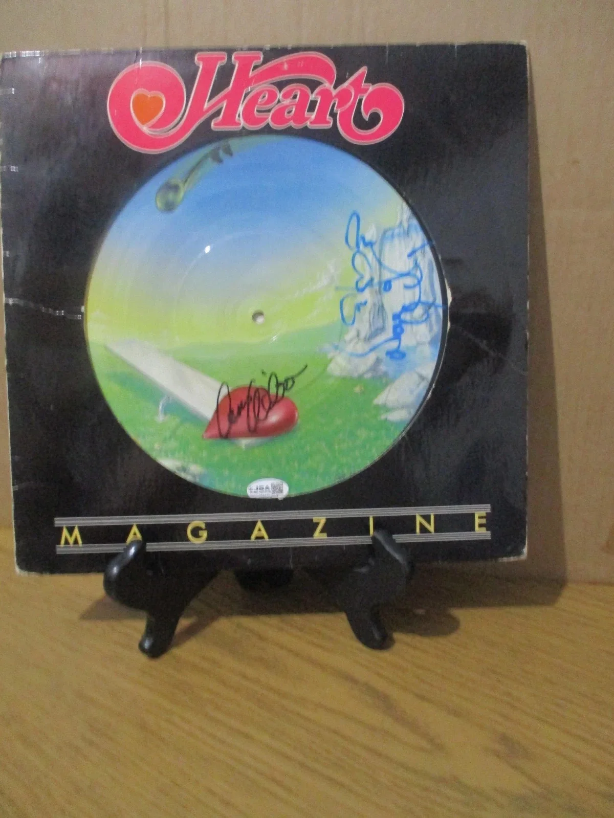 HEART JSA CERTIFIED AUTHENTIC AUTOGRAPHED/SIGNED PICTURE DISC ANN & NANCY WILSON, image 2