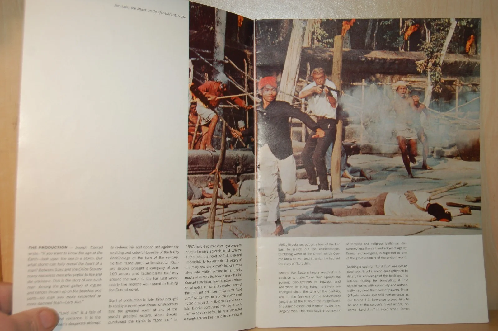 1964 LORD JIM PRODUCTION BOOK - RICHARD BROOKS - PETER O'TOOLE - RARE, изображение 2