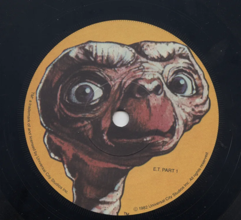 E.T. MOVIE EXCERPTS. 1982 UK 7" SINGLE., image 3