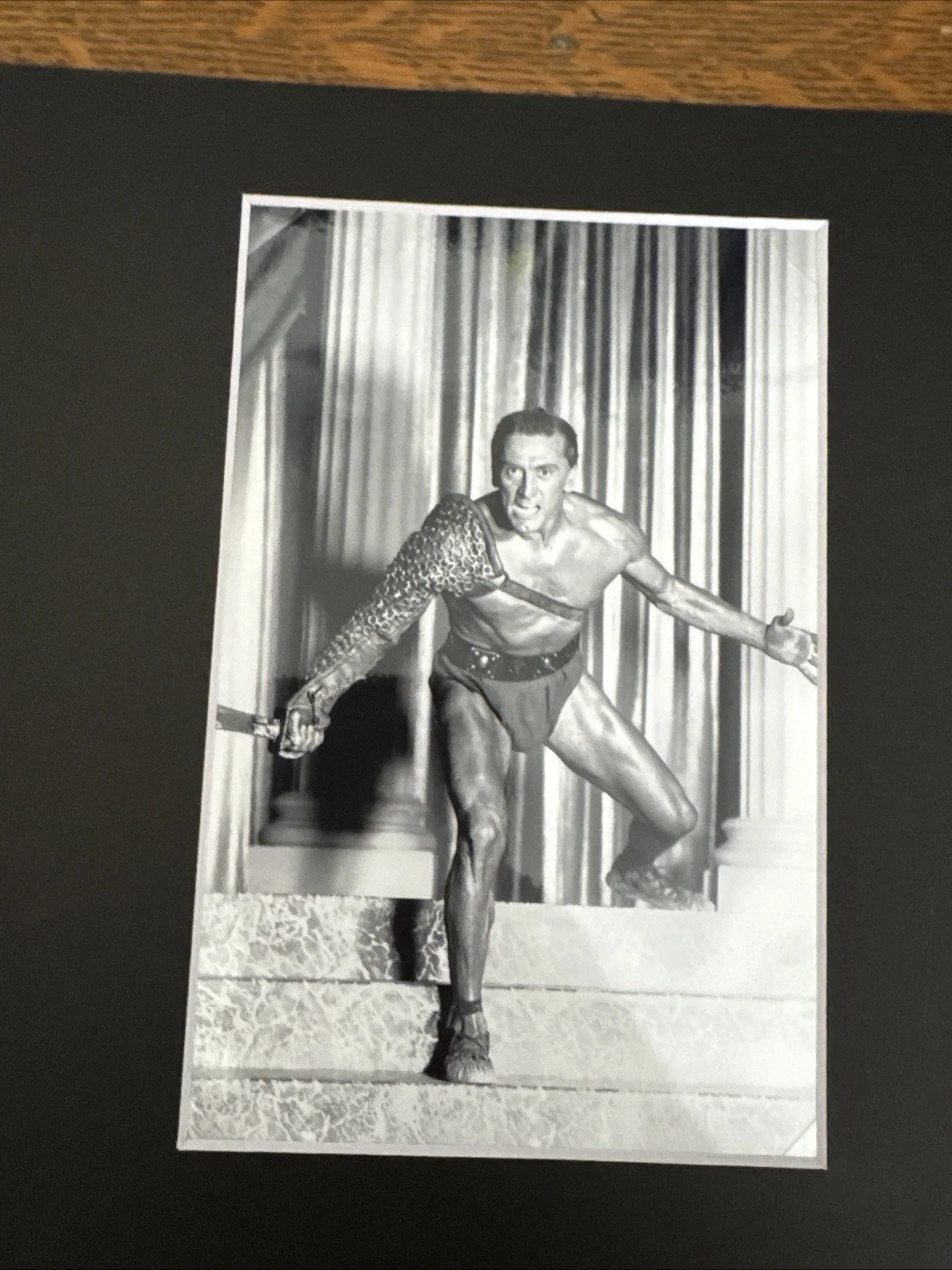Kirk Douglas Auto Signed Photo Matted To 8x10 Spartacus JSA Authentic, изображение 2