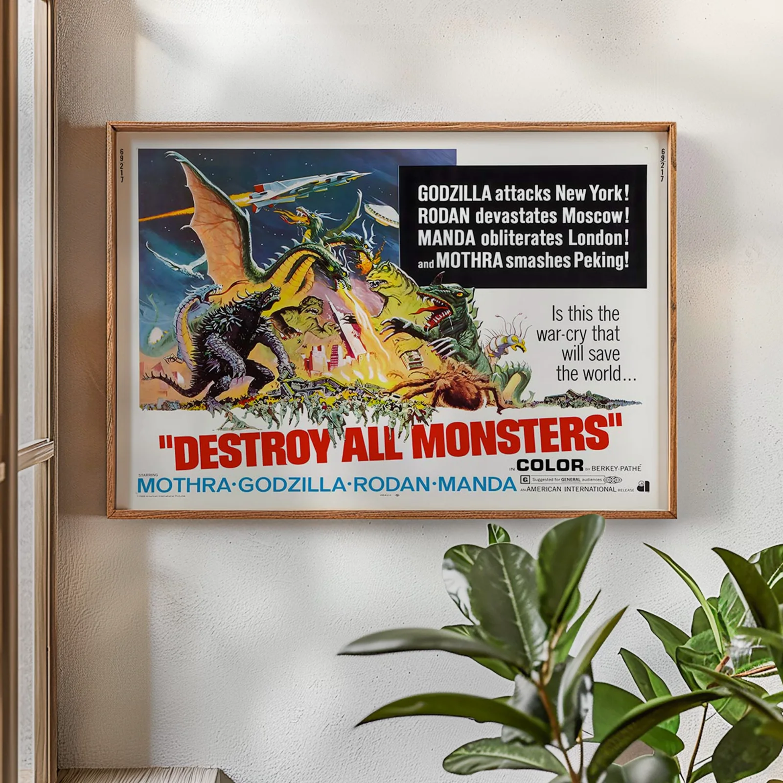 Destroy All Monsters - 1968 Ishirō Honda - Restored 28" x 22" US Half Sheet, изображение 2