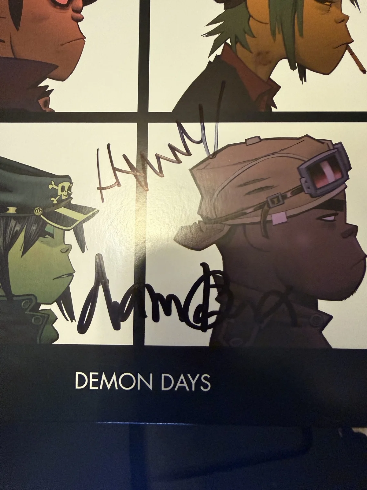 Damon Albarn & Jamie Hewlett signed Gorillaz Demon Days 12" lp album, image 3