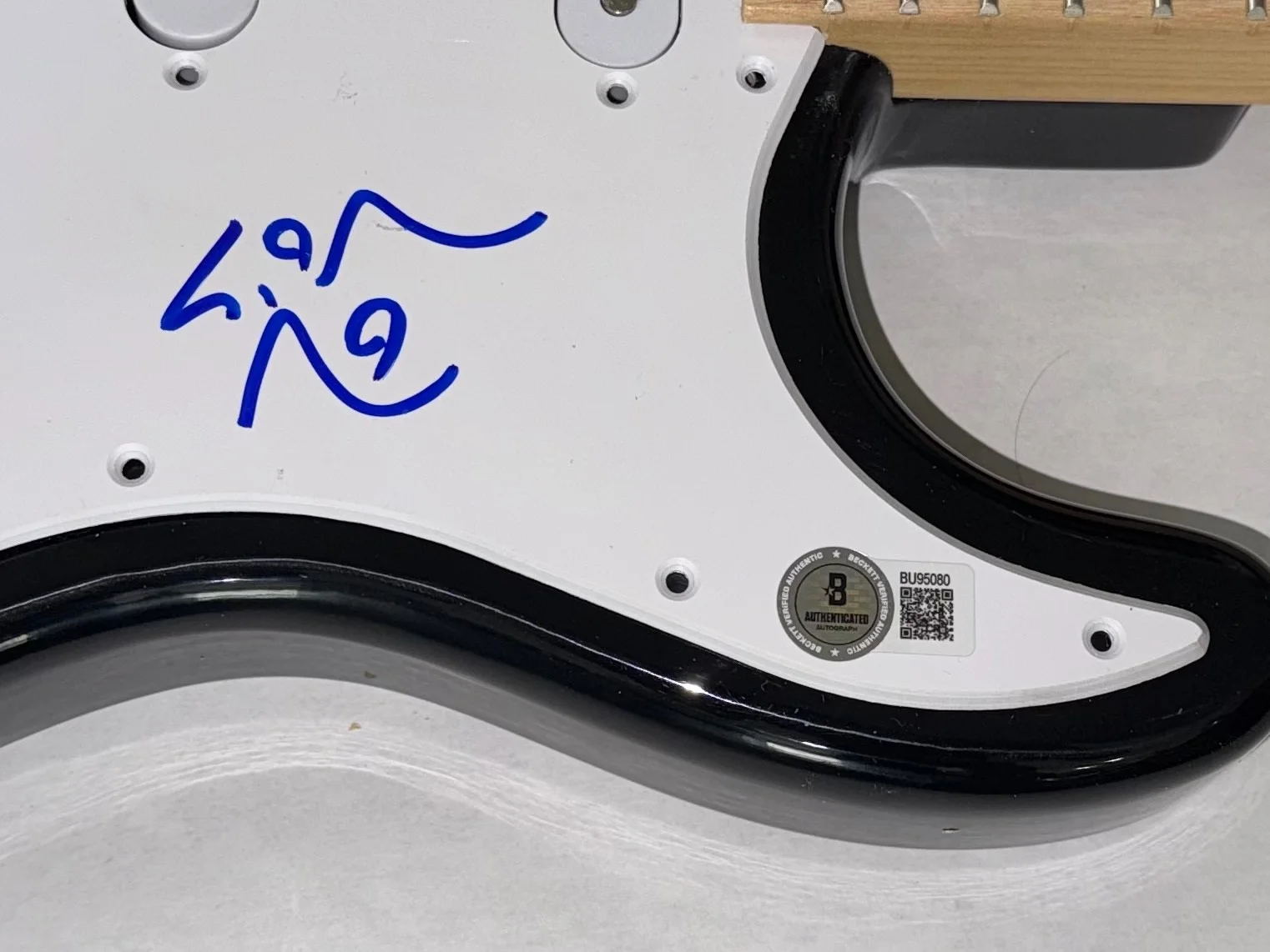 Lin Manuel Miranda "Hamilton" Signed Autograph Electric Guitar Beckett COA, image 5