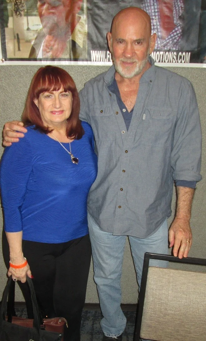 Mitch Pileggi — MITCH PILEGGI - Color 8 x 10 - STARGATE ATLANTIS - in Person, image 2