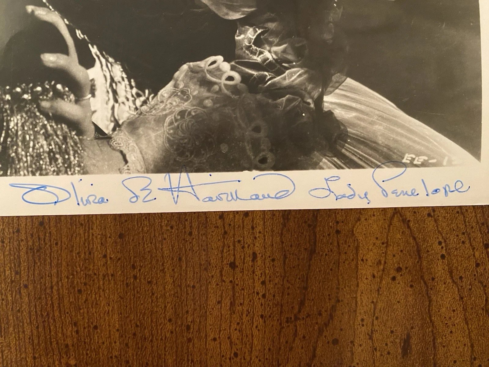 Bette Davis, Olivia De Havilland — Bette Davis Olivia De Havilland Signed Autographed Photo With COA BOTH RARE, image 4