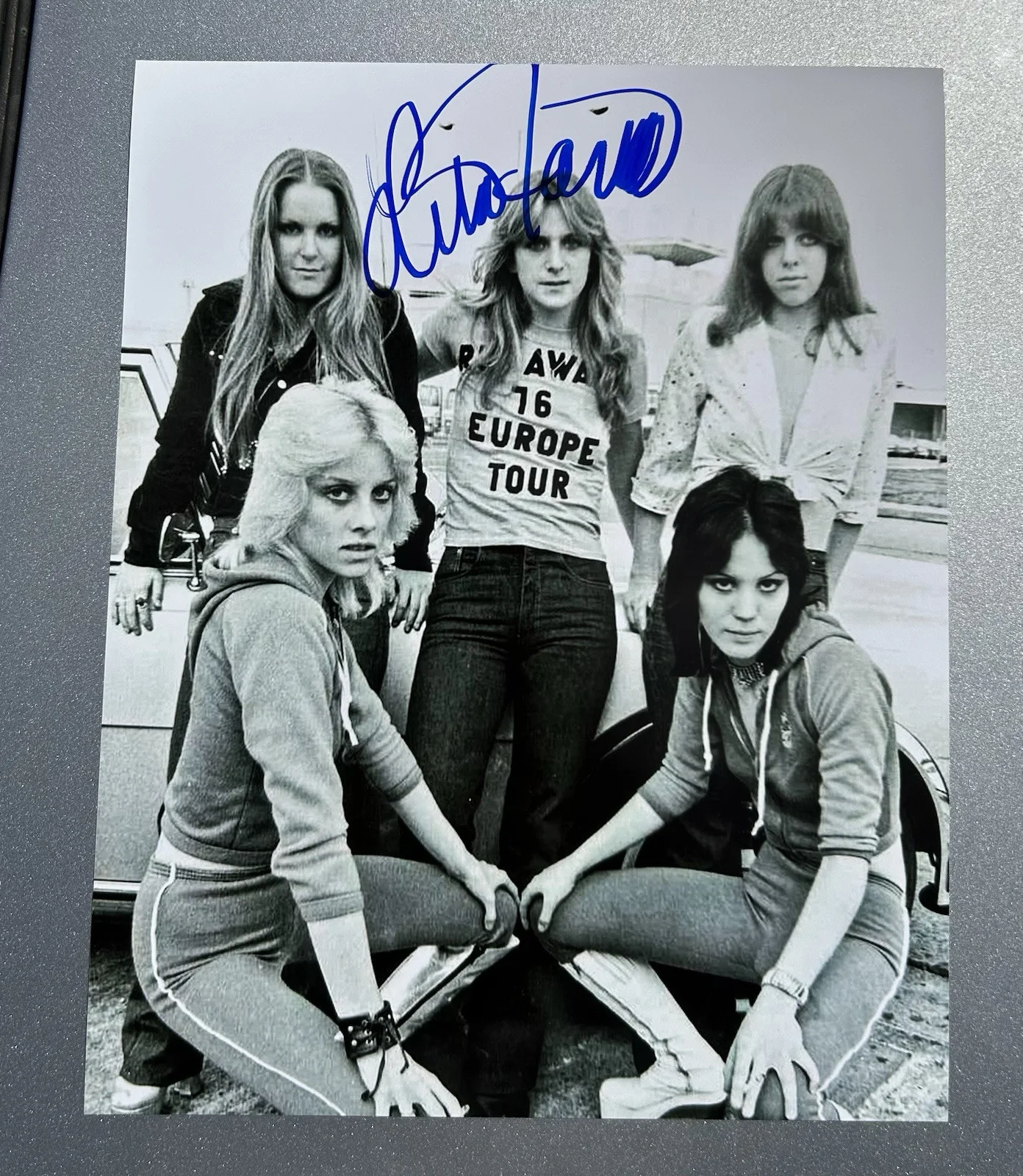 Lita Ford Signed The Runaways Photo Proof Rare Autograph Pic 8x10, изображение 4