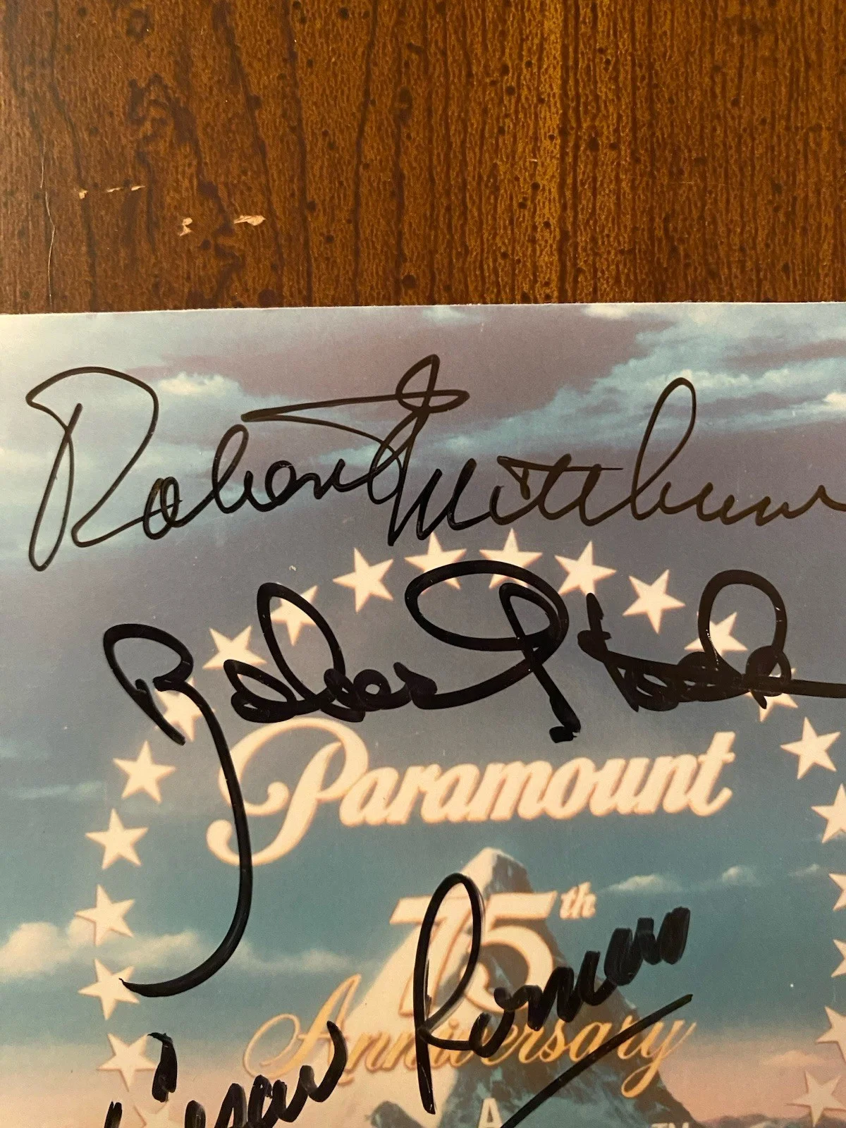 Robert Mitchum, Robert Stack, Cesar Romero — Robert Mitchum Cesar Romero Robert Stack Signed Autograph Paramount Photo w/ COA, image 2