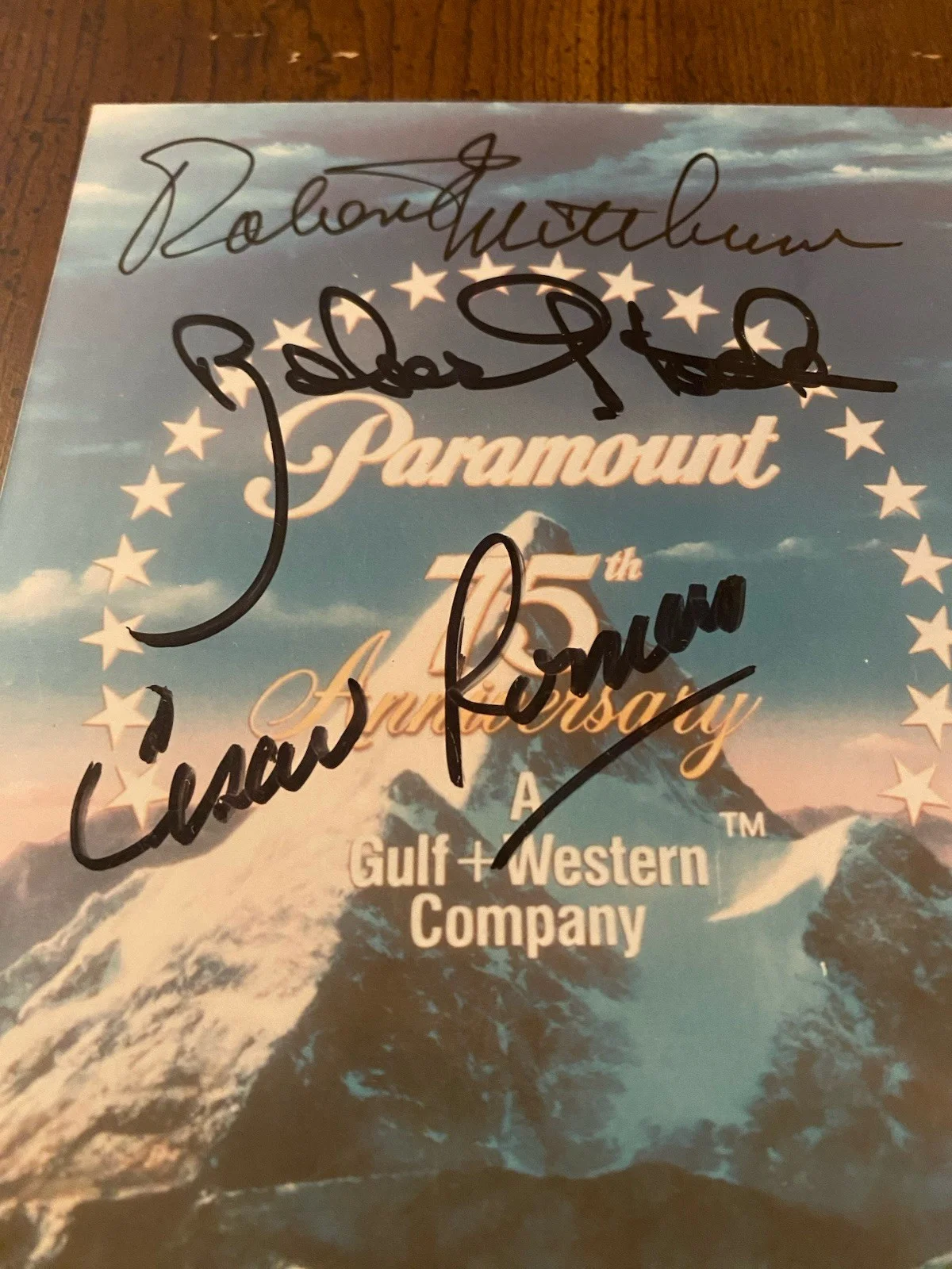 Robert Mitchum, Robert Stack, Cesar Romero — Robert Mitchum Cesar Romero Robert Stack Signed Autograph Paramount Photo w/ COA, image 5