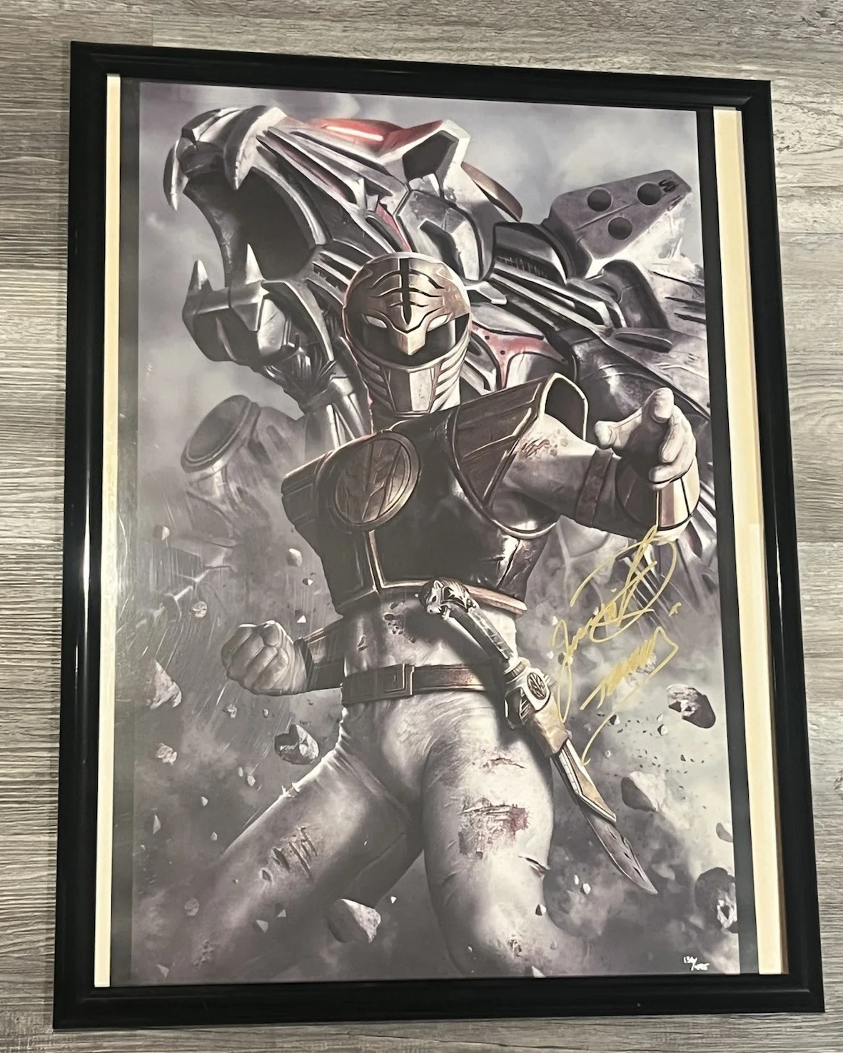 Jason David Frank — JASON DAVID FRANK SIGNED WHITE POWER RANGER 16X24 LITHOGRAPH #136/495 COA