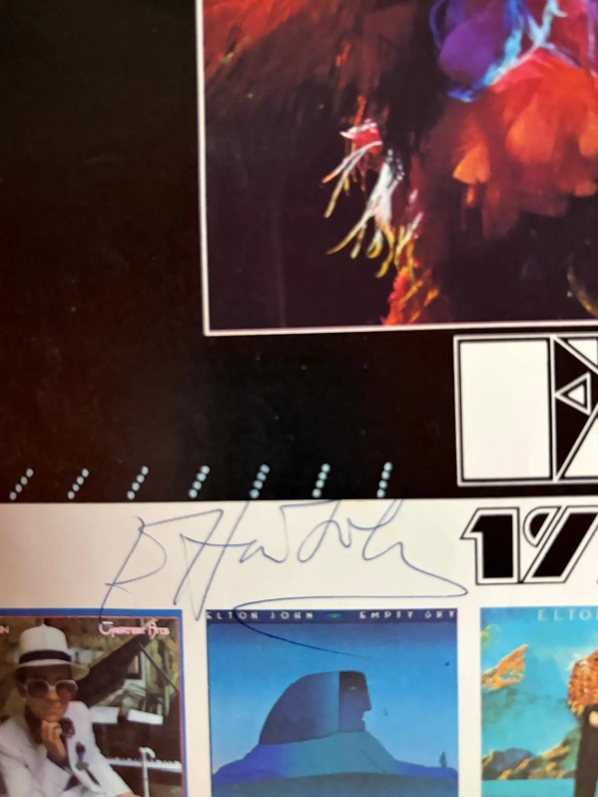 Elton John — ELTON JOHN SIGNED AUTOGRAPHED 11X14 MAGAZINE PAGE ROCKET MAN DISCOGRAPHY PSA, image 2