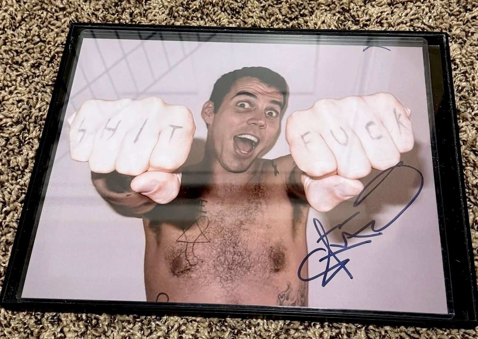 Steve O — Steve O Signed Original Photo The Autograph Bank Authenticated