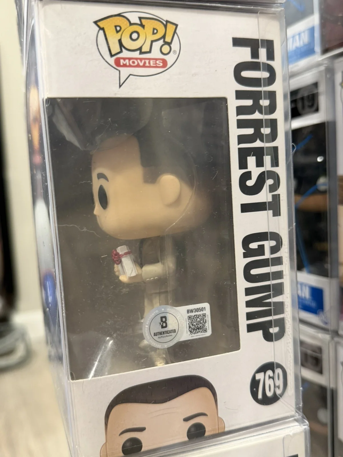 Tom Hanks — Tom Hanks Signed Forrest Gump Funko Pop 769 Autographed Beckett BAS Authentic, image 2