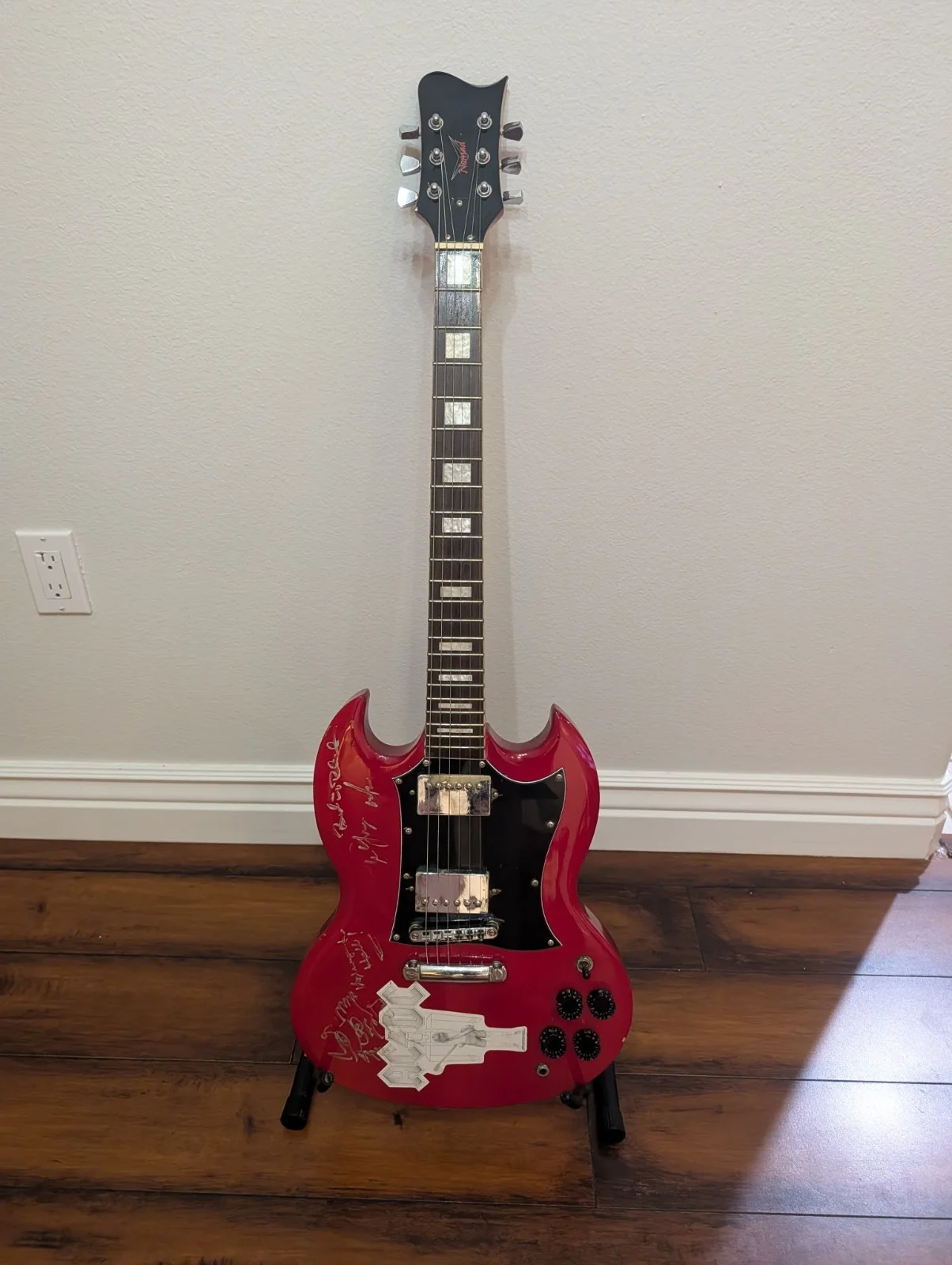 AC/DC Angus Young Signed Electric Guitar Red Nomad SG Autograph, image 3