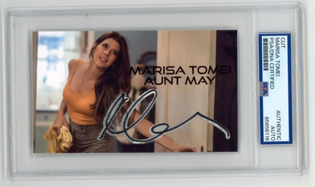 Marisa Tomei — Marisa Tomei Signed Cut Custom Spider-Man Homecoming Card PSA DNA Slabbed AUTO