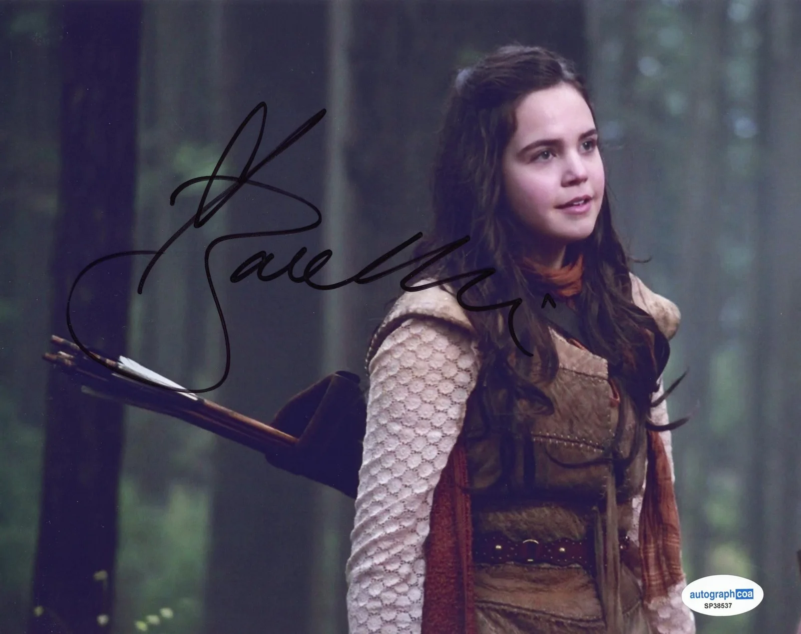 Bailee Madison — Bailee Madison "Once Upon a Time" AUTOGRAPH Signed 'Snow White' 8x10 Photo ACOA, изображение 2