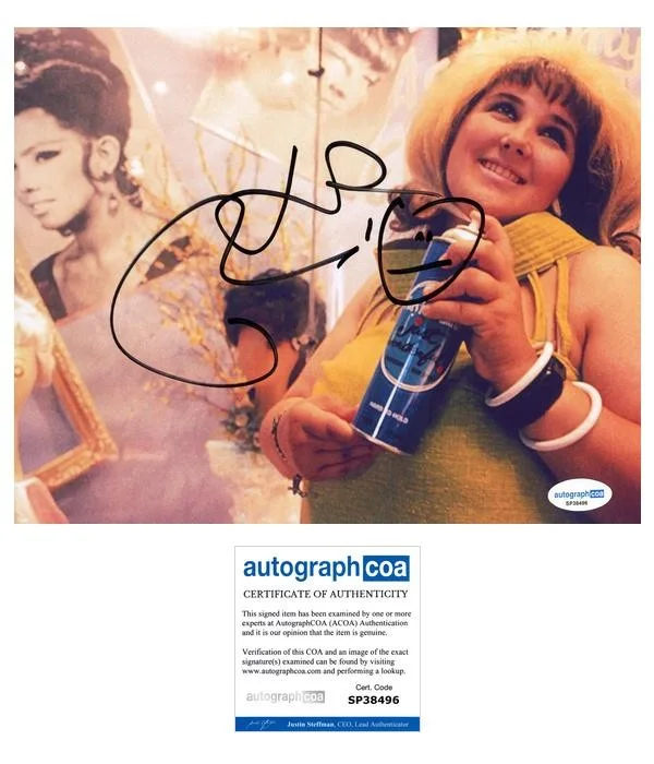 Ricki Lake — Ricki Lake "Hairspray" AUTOGRAPH Signed 'Tracy Turnblad' 8x10 Photo ACOA