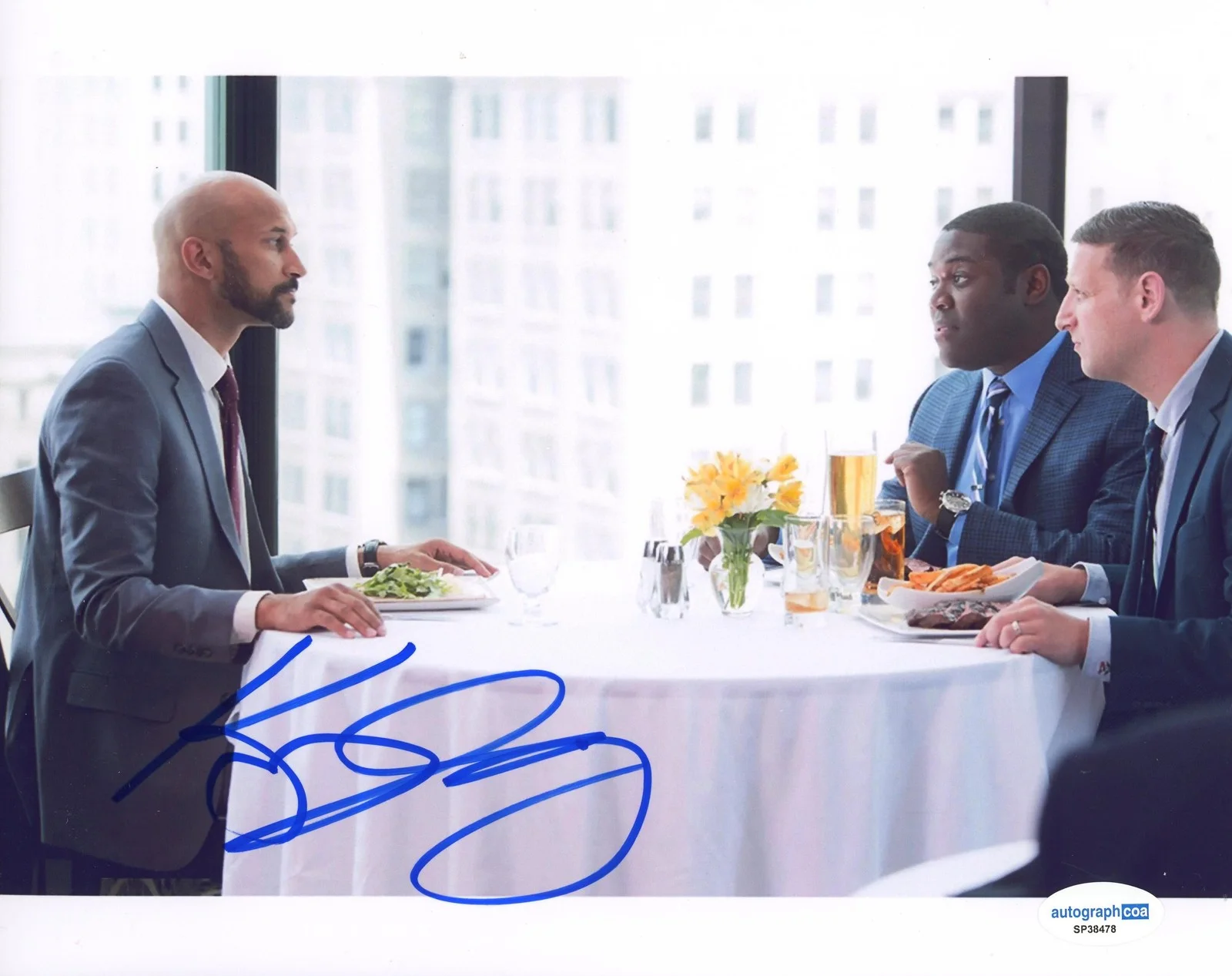 Keegan-Michael Key — Keegan-Michael Key "Detroiters" AUTOGRAPH Signed 'Smilin' Jack' 8x10 Photo ACOA, изображение 2
