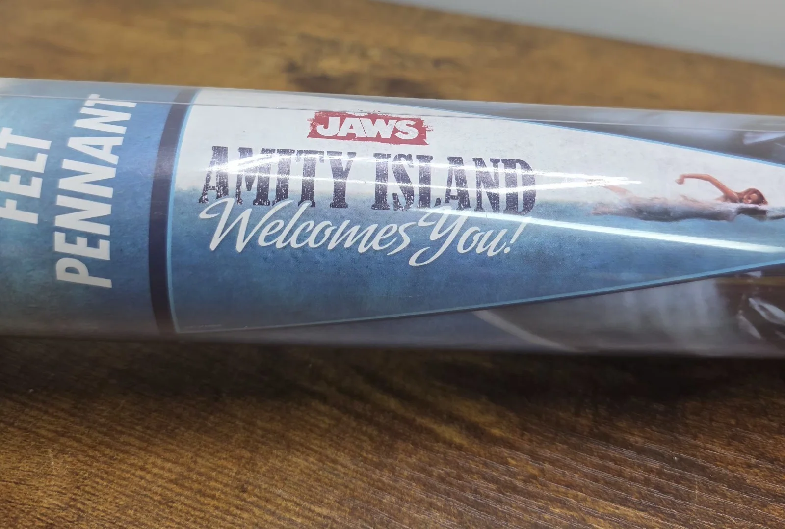 Jaws Felt Pennant 30"×12" Amity Island Official Fanattik New And Sealed, изображение 3