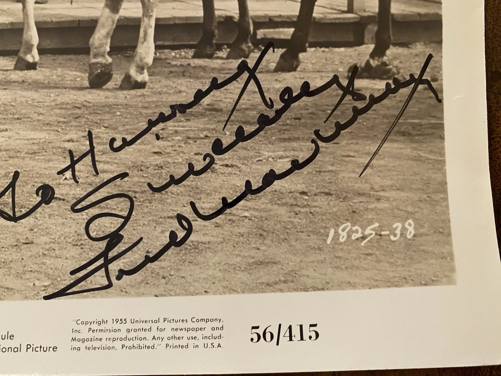 Fred MacMurray — Fred MacMurray Signed Autographed Vintage Photo With COA Gun For A Coward, изображение 2