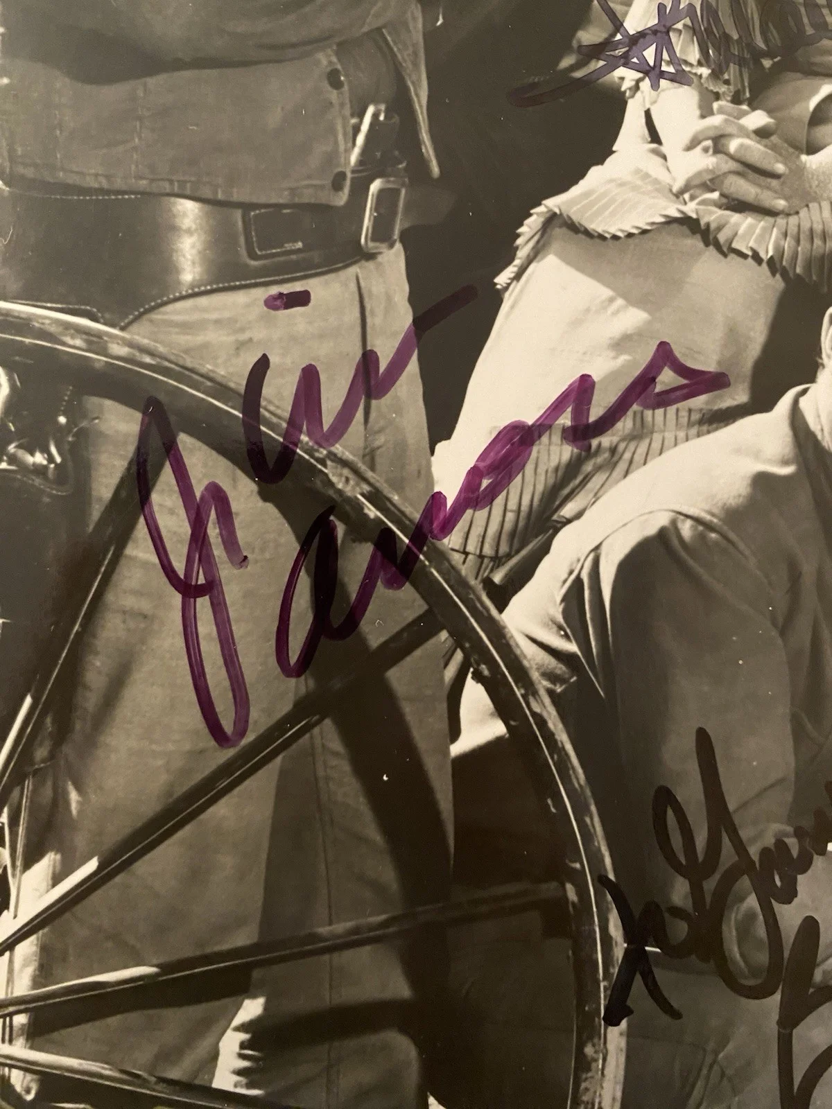 James Arness, Amanda Blake, Ken Curtis, Burt Reynolds — Gunsmoke Cast Signed Photo By 4 With COA Amanda Blake James Arness Ken Curtis….., изображение 4