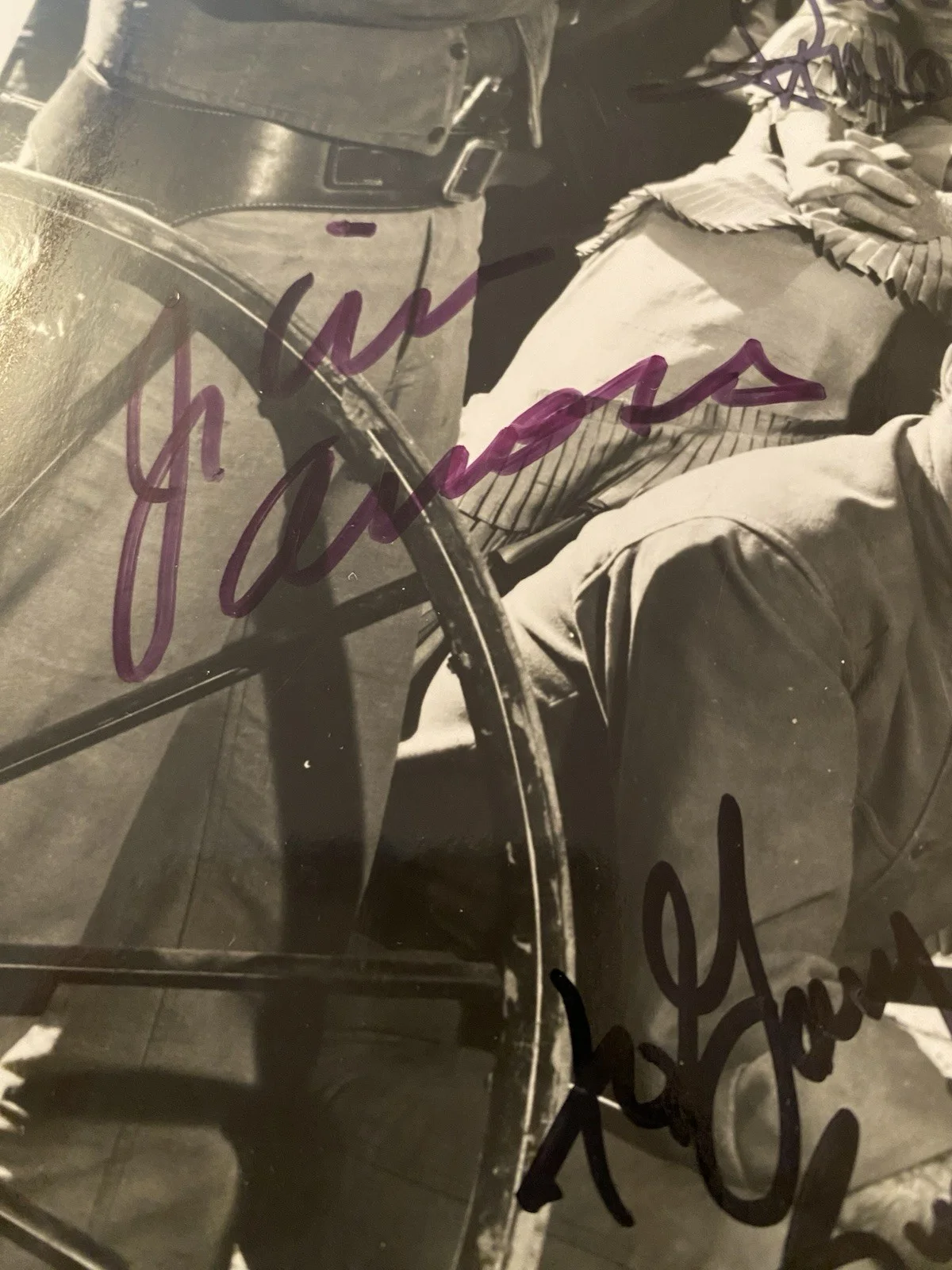 James Arness, Amanda Blake, Ken Curtis, Burt Reynolds — Gunsmoke Cast Signed Photo By 4 With COA Amanda Blake James Arness Ken Curtis….., изображение 5
