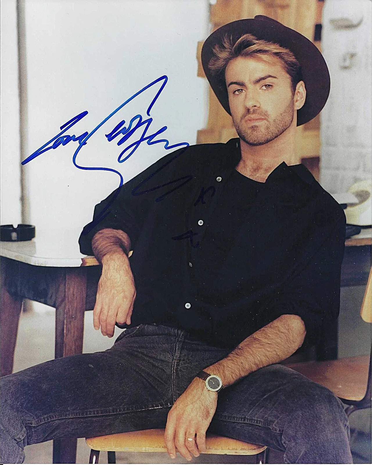 GEORGE MICHAEL — GEORGE MICHAEL HAND SIGNED PHOTO 8x10 SINGER SONGWRITER FAITH - FREEDOM -COA