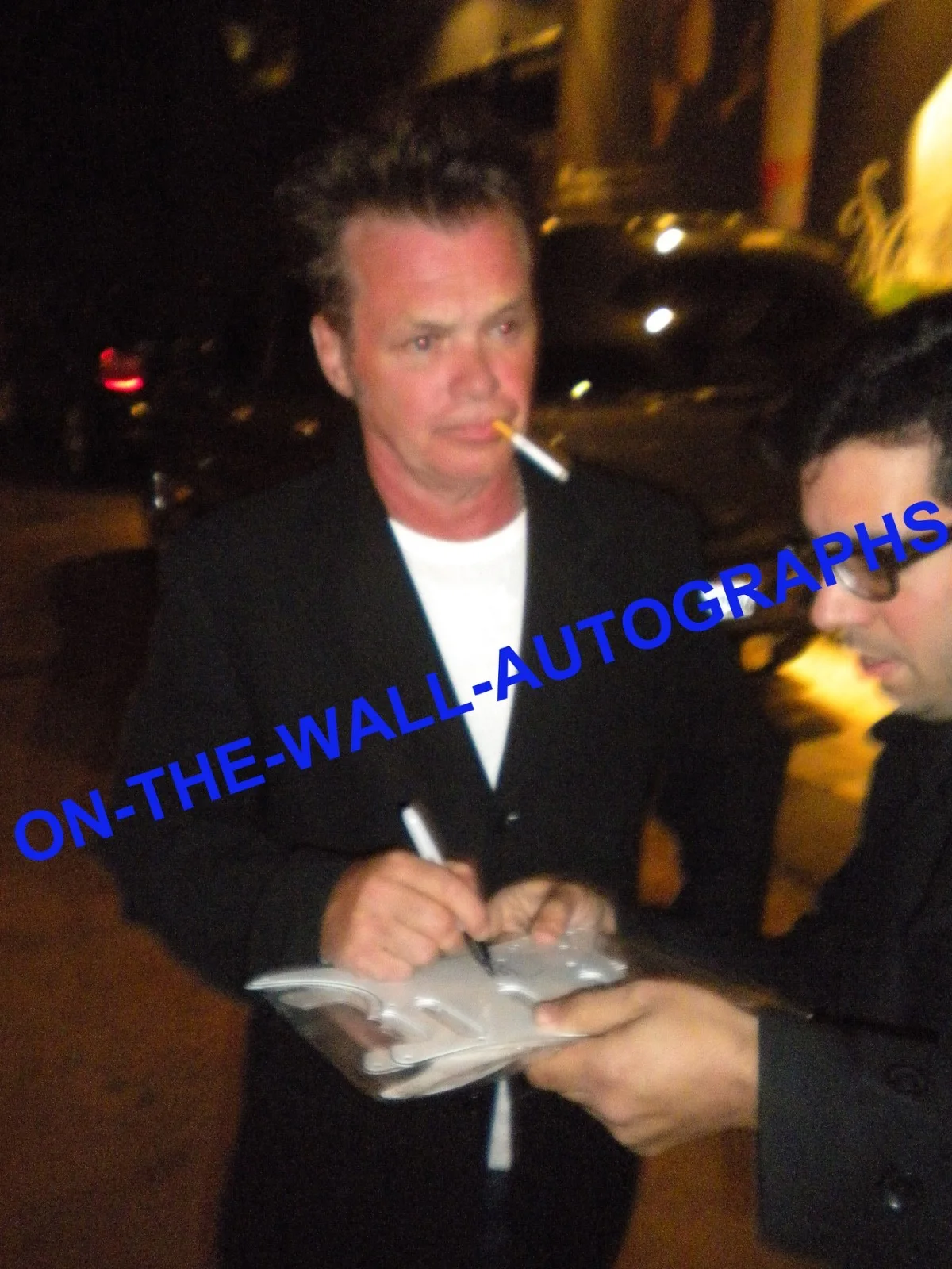 JOHN COUGAR MELLENCAMP HAND SIGNED AUTOGRAPHED ELECTRIC GUITAR! RARE WITH PROOF!, изображение 3