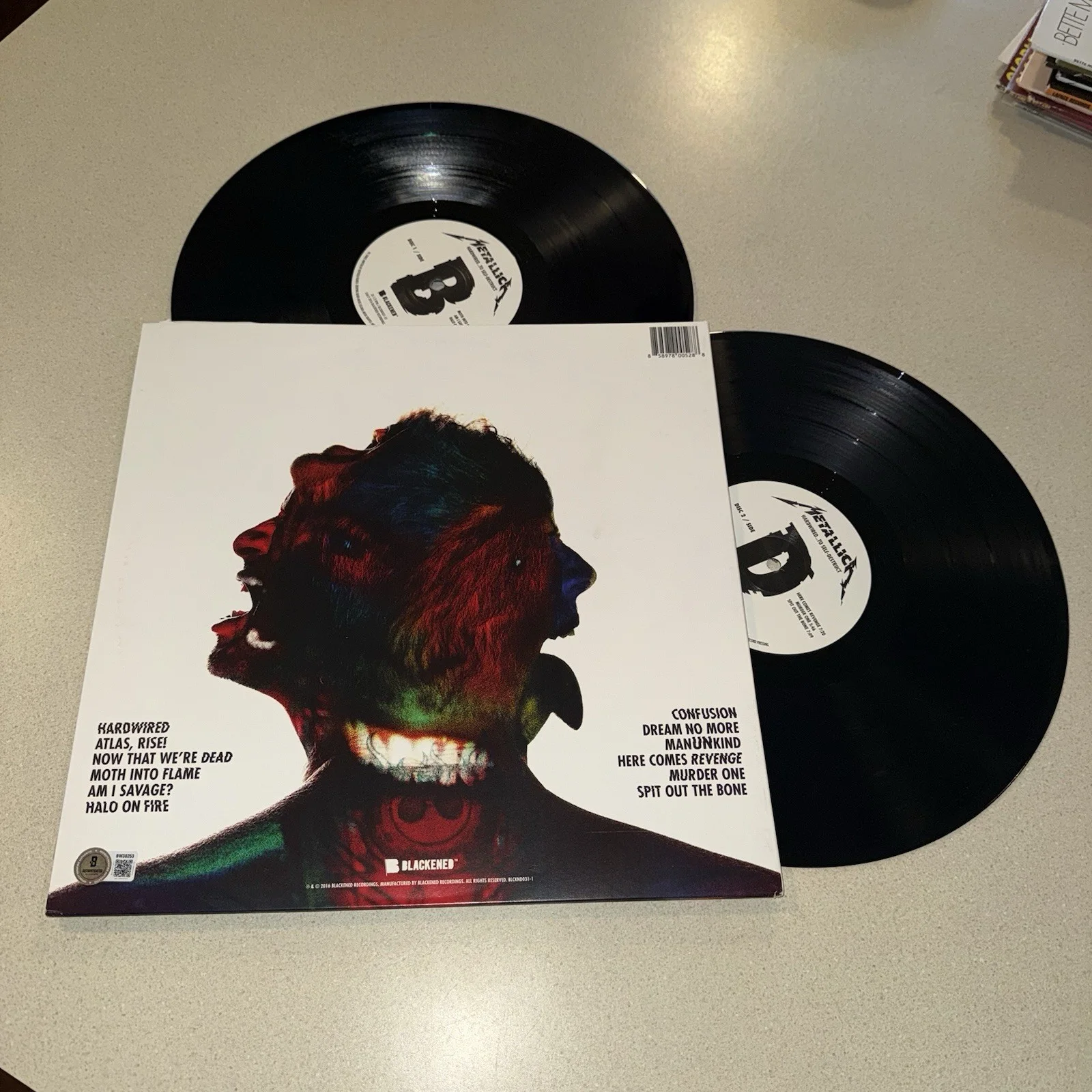 ROBERT TRUJILLO METALLICA signed autographed HARDWIRED VINYL ALBUM BECKETT COA, image 2