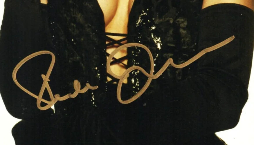 Famke Janssen — FAMKE JANSSEN Signed 8x10 Photo "GOLDENEYE" Xenia Onatopp BAS #BT20347, изображение 2