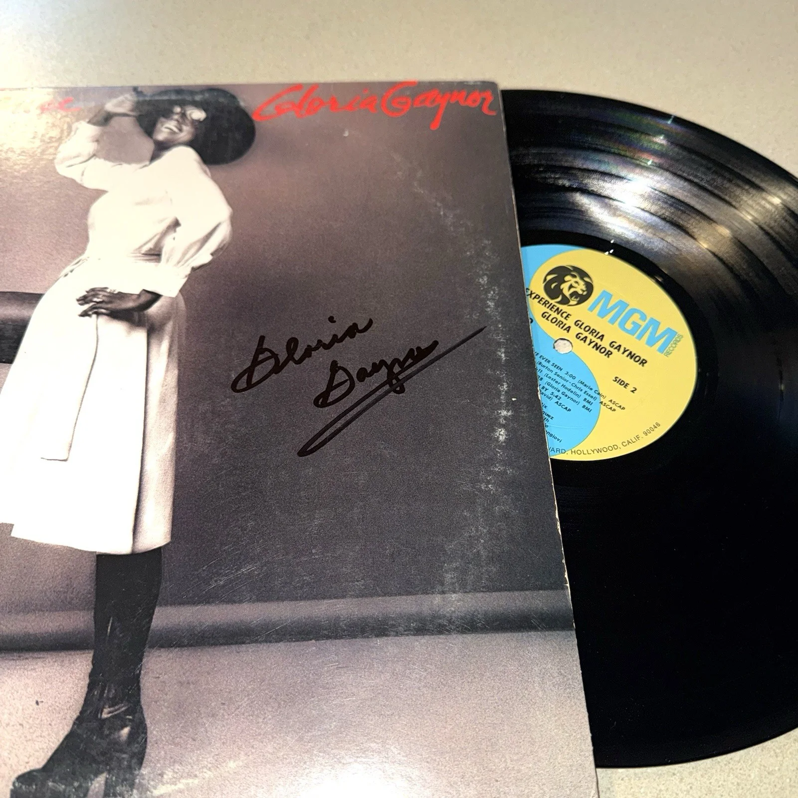 SINGER GLORIA GAYNOR signed autographed EXPERIENCE ALBUM BECKETT BAS COA, image 2