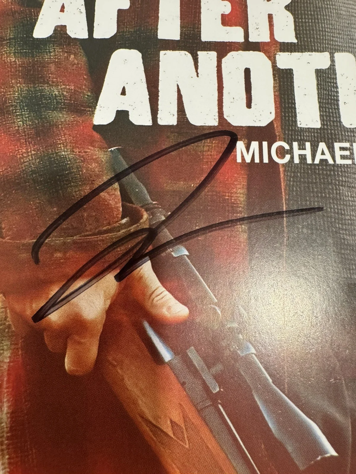 SIGNED One Battle After Another By Leonardo DiCaprio British Cinematographer Mag, изображение 2