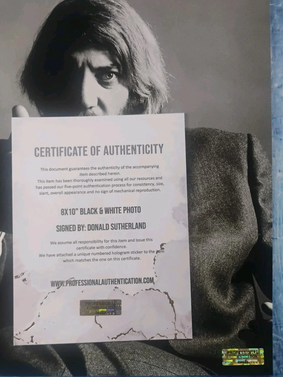 Donald Sutherland Hand Signed Autograph 8x10 Photo COA - NO US TARIFFS, image 4