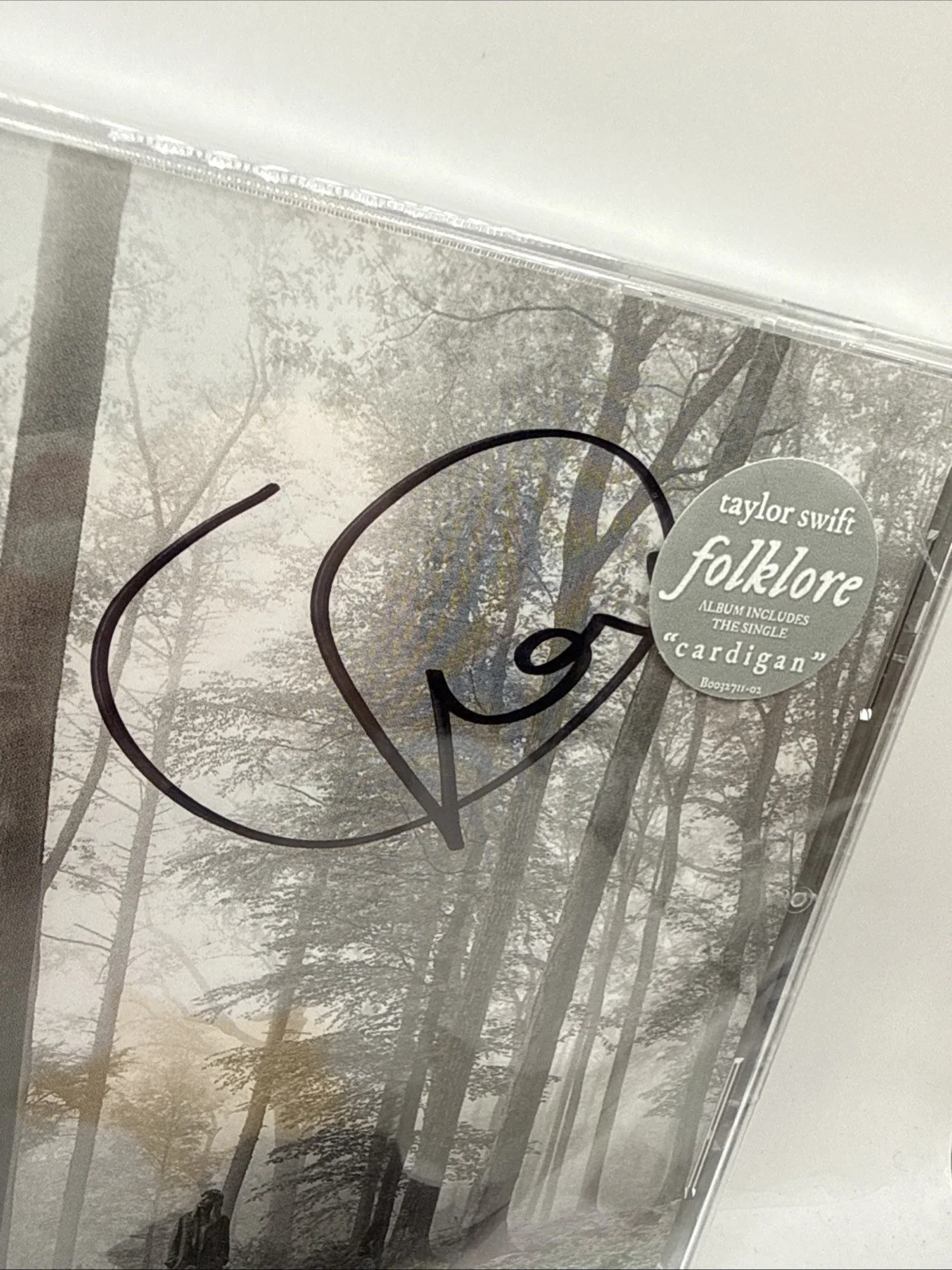Taylor Swift SIGNED Folklore CD Unknown Heart Authentic Autograph, image 2