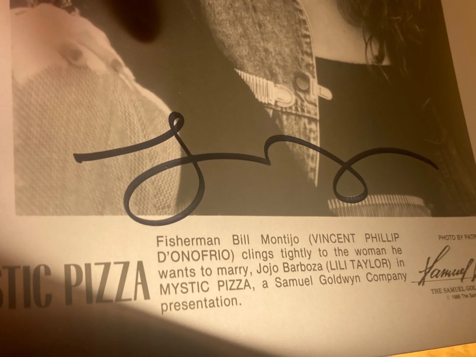 Hand SIGNED Lili Taylor 8x10 Vintage Press Photo 'Mystic Pizza' (1988) JoJo Barb, изображение 4