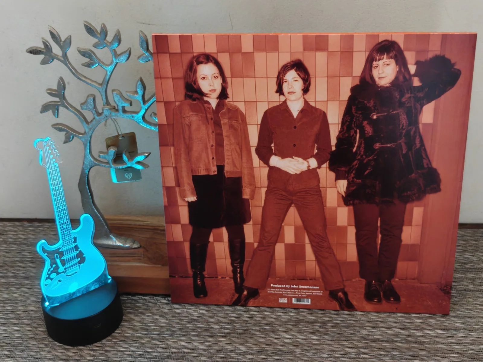 SLEATER KINNEY SIGNED ALL HANDS ON THE BAD ONE VINYL RECORD (2 MEMBERS), изображение 4