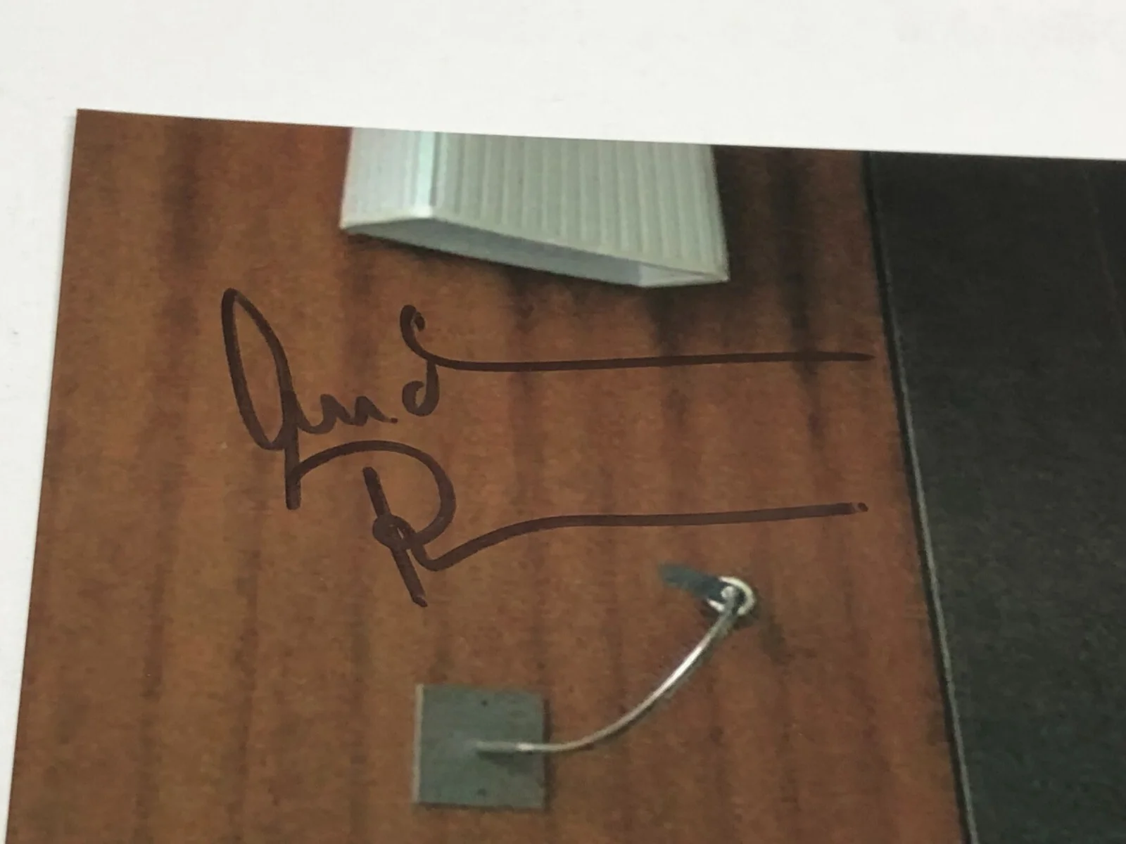 Andrea Romano — Andrea Romano BATMAN Animated Series Hand Autographed 8 x 10 Photo Wizard World, image 2