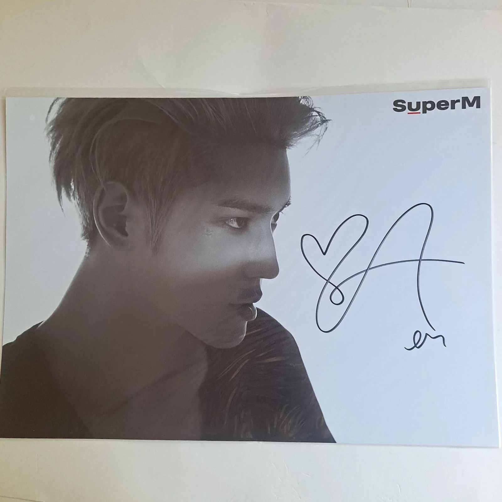 SuperM Taeyong Signed Poster Autographed Authentic NCT Official SM Goods 11x 16, изображение 2