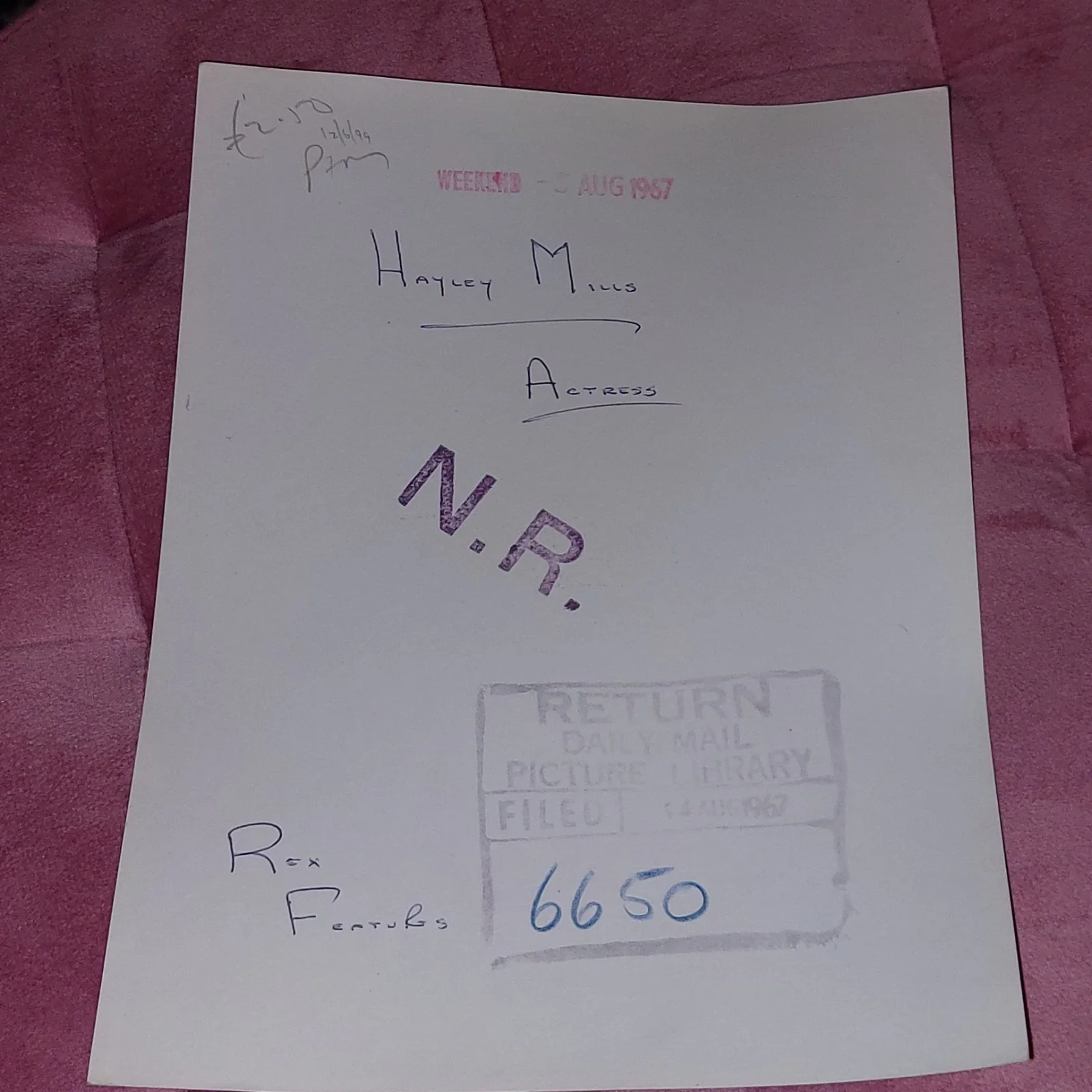 Vintage 1967 Hayley Mills Dramatic Portrait - Original Rex Features Photo, изображение 2