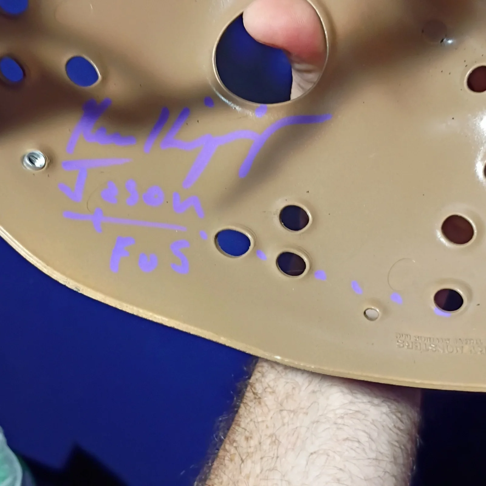 K. L. signed Jason — Jason Voorhees Mask Signed ( ken kirzinger ) Freddy VS Jason, image 2