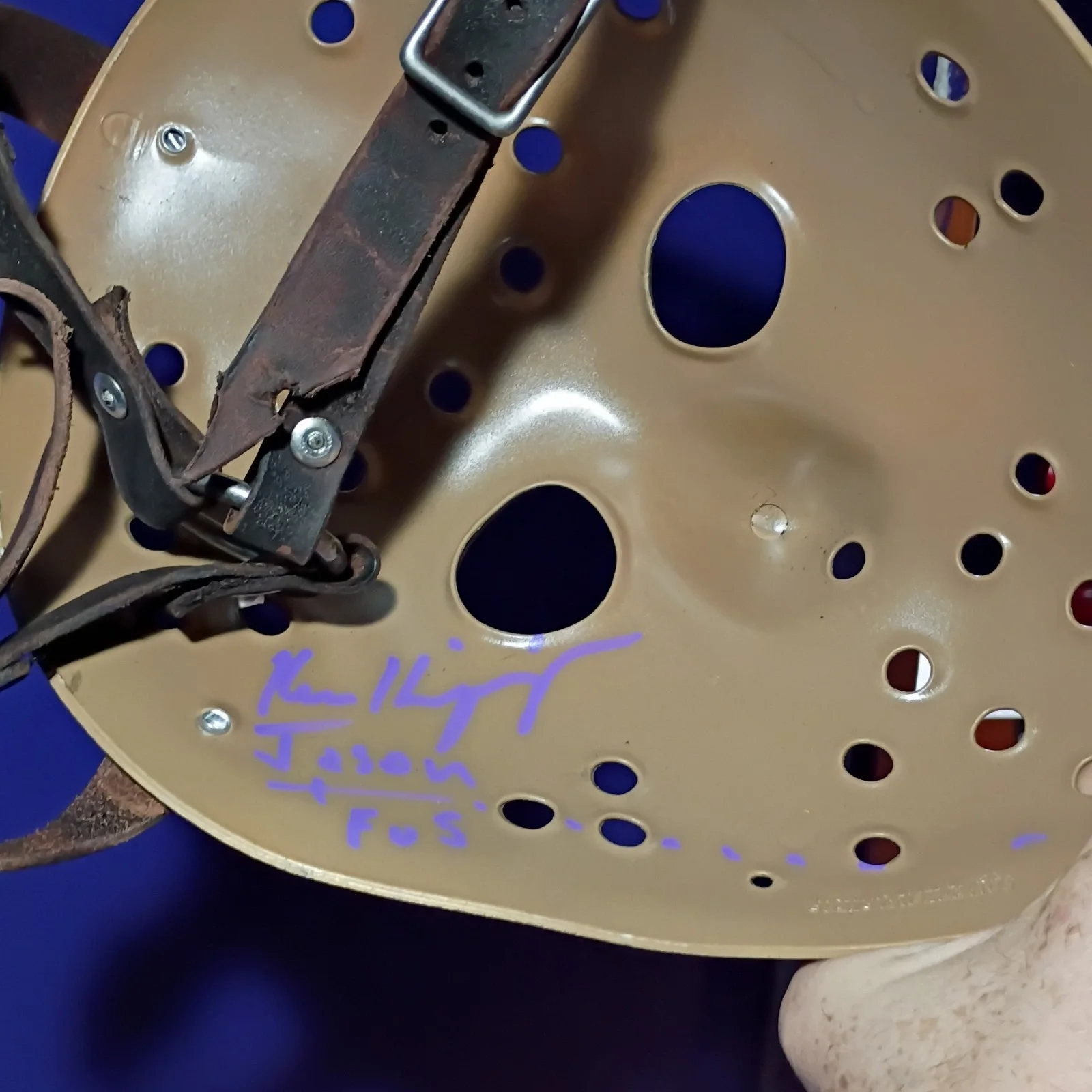 K. L. signed Jason — Jason Voorhees Mask Signed ( ken kirzinger ) Freddy VS Jason, image 3