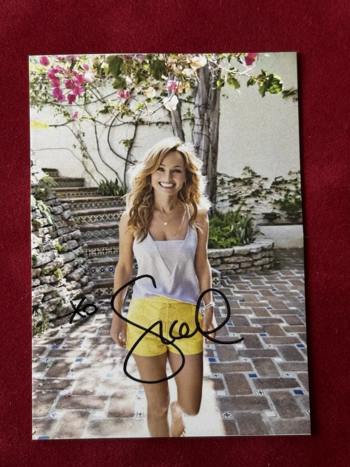 Giada De Laurentiis — Giada De Laurentiis Signed Small Photo Food Network Autographed Sexy